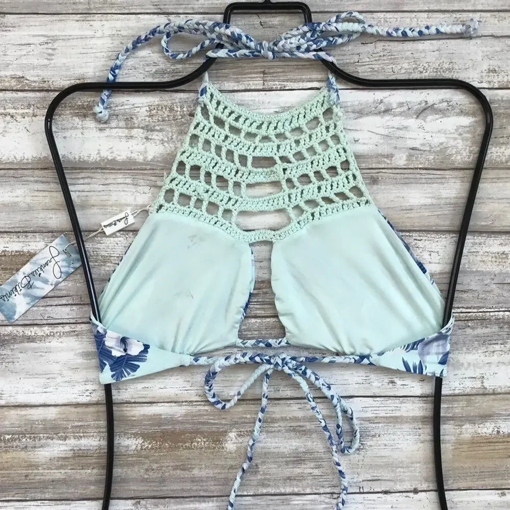 Frankies Bikinis Mimi Halter Bikini Top - Hawaiian Mist - M - NWT
